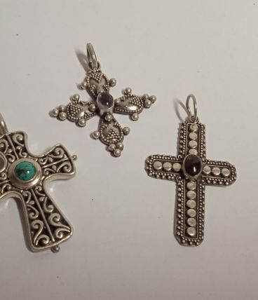 PETIT CRUCIFIX / SMALL CRUCIFIX