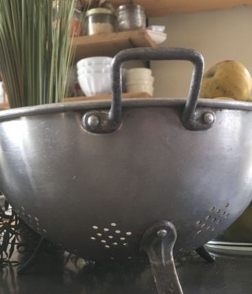 Passoire en aluminium vintage 