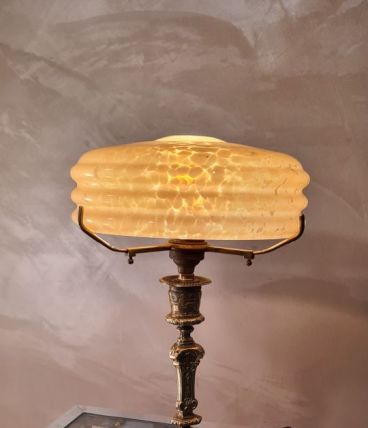 lampe bronze art deco tres belle  1920 a 40  avec opaline cl