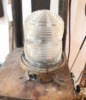 Lanterne blanche nautique