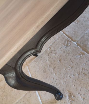 Table basse style louis XV  Pieds couleur fonte, plateau cér