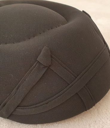 Chapeau noir années 60