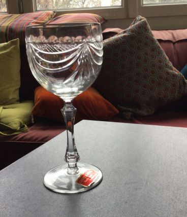 6 verres à vin en cristal