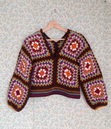 Pull crochet fait main 