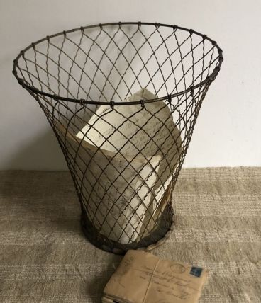 Corbeille à papier, accessoire vintage du bureau