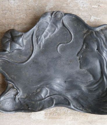 Vide poche art nouveau