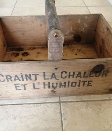 caisse en bois NESTLE