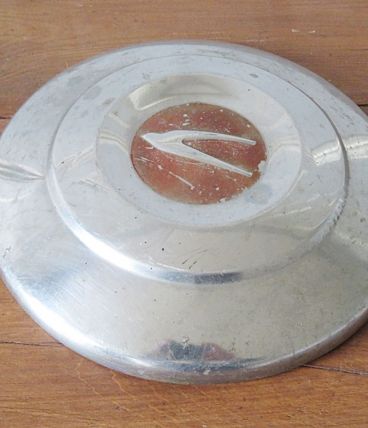  ENJOLIVEUR DE VOITURE SIMCA