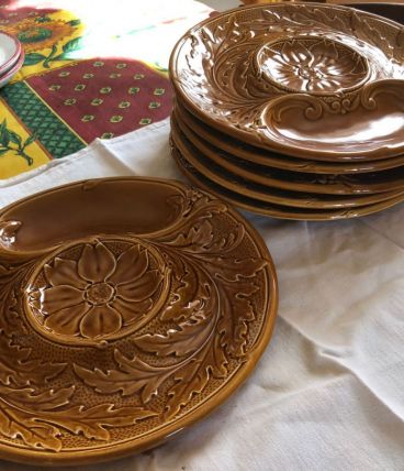 Service Majolica à artichaut en Barbotine