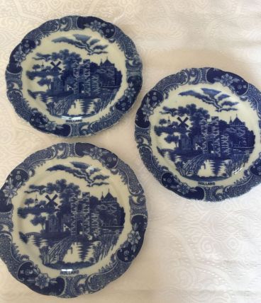 Lot de 3 assiettes de Hollande