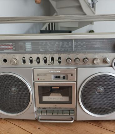 Poste radio cassette 