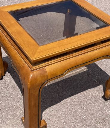 Jolie table  bois avec plateau en verre