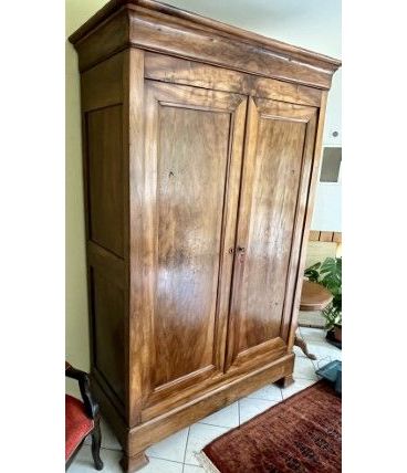 ARMOIRE