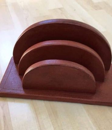 Porte-lettres en cuir acajou