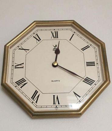 Horloge murale de la maison JAZ Paris