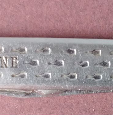 Petit couteau publicitaire "Bénédictine"