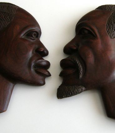 Statuette murales art africain visage couple homme femme boi