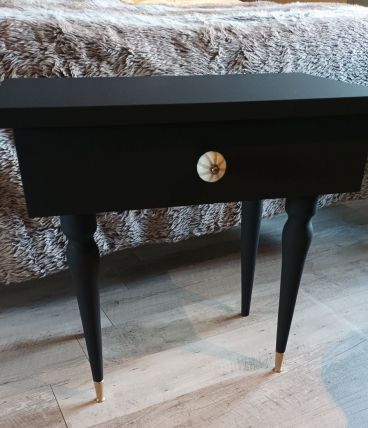 Table de chevet vintage ou bout de canapé 