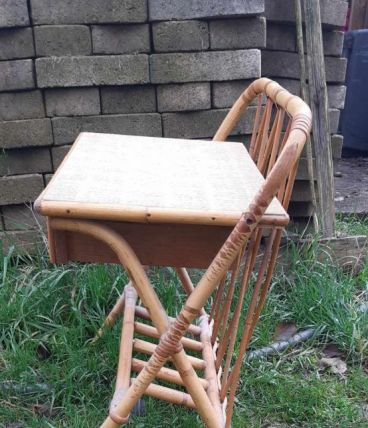 Chevet / table de nuit rotin