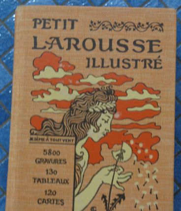 Petit dictionnaire Larousse 1923