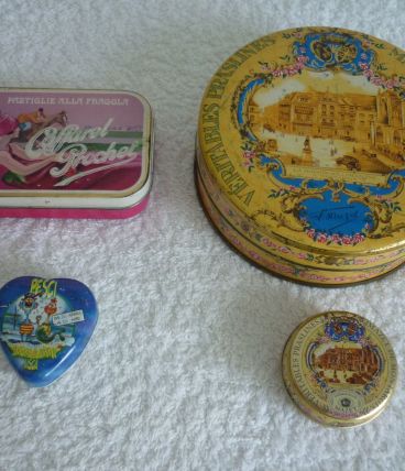 Lot 4 Anciennes Boites Métal 