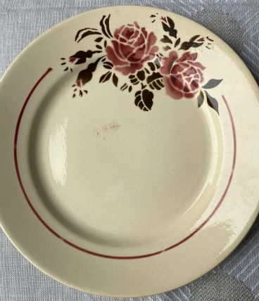 12 assiettes à dessert Badonviller/Strasbourg