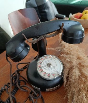 Téléphone bakélite 