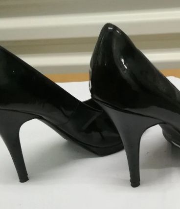 383A* ALDO - sexy escarpins noirs cuir verni high heels (39)