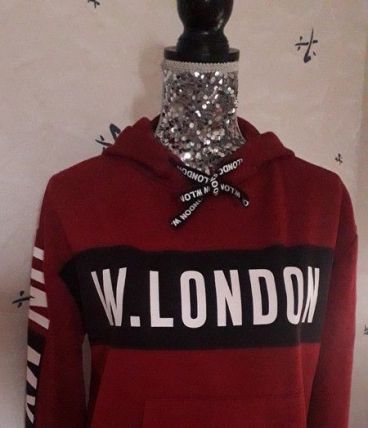 Magnifique sweat Bordeaux avec capuche