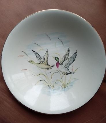 2  Assiettes creuses - décor gibier - Gien - années 30