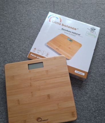 Pèse-personne électronique Little Balance en bambou naturel