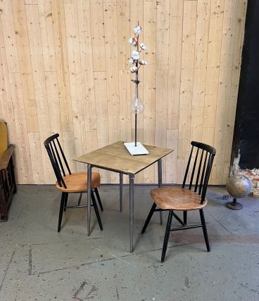 Table MULLCA acier et chêne massif