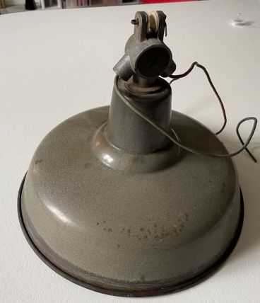 Suspension industrielle années 50