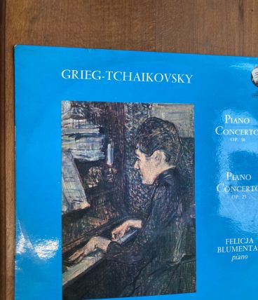 LP - 33T - GRIEG ET TCHAIKOVSKY CONCERTOS POUR PIANO FELICJA