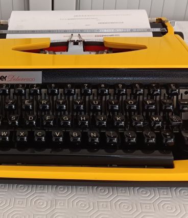 Brother deluxe machine à écrire révisée