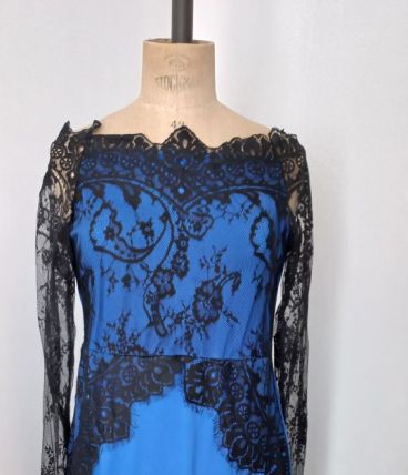 Robe de soirée bleu vif et dentelle noire Southstore - taill