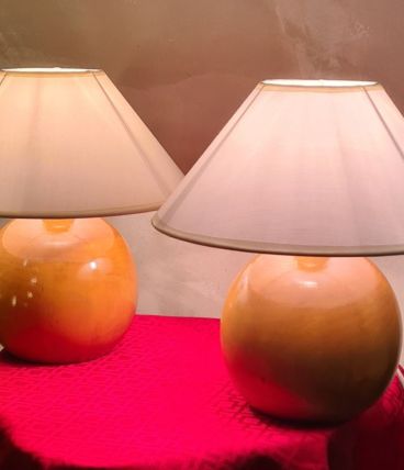 paire de lampes bois massif vernis 1kg 32x30 elec ok ampoule