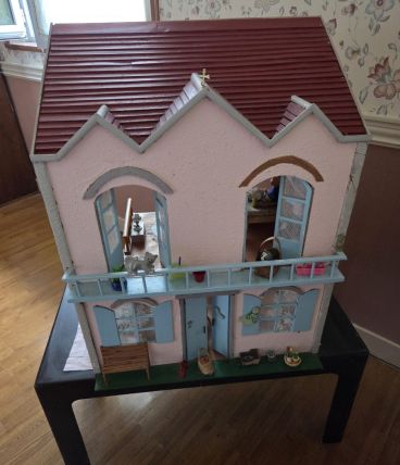 Maison de poupées