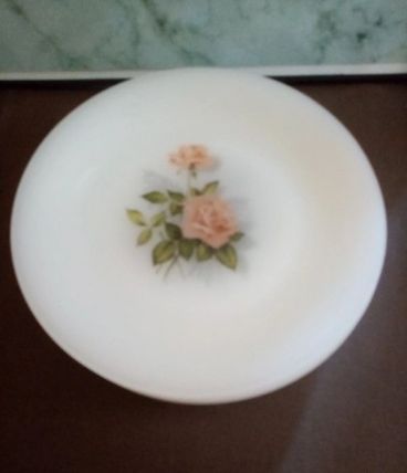 5 assiettes à dessert