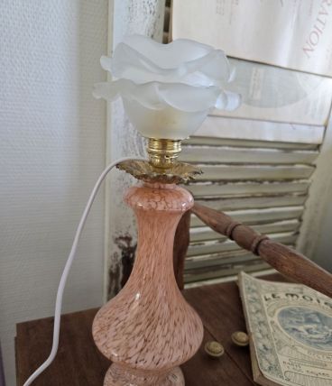 Lampe à poser pied verre Clichy et rose en verre 
