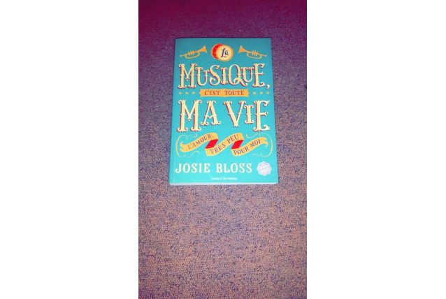 Livre 'La musique c'est toute ma vie l'amour très peu pour moi'