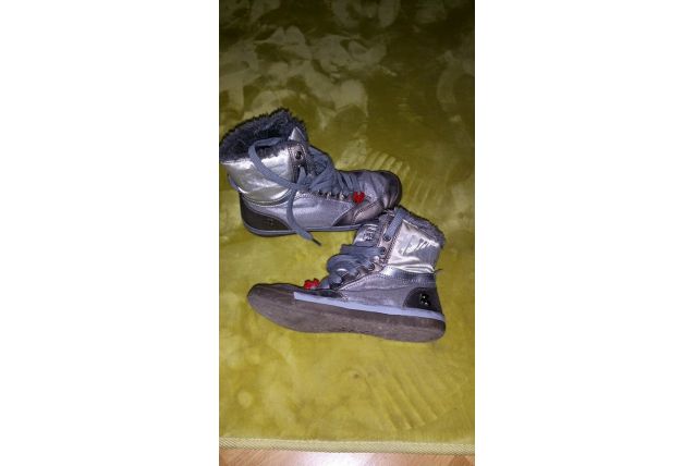 Paire de baskets "Temps des cerises"