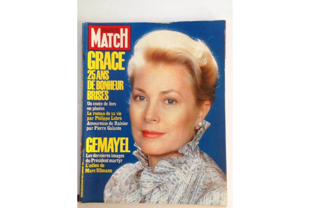 Magazine Paris Match de collection ancien de 24 septembre 1982 