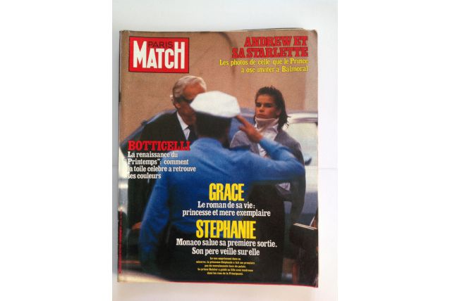 Magazine de collection Paris Match ancien du 22 octobre 1982 