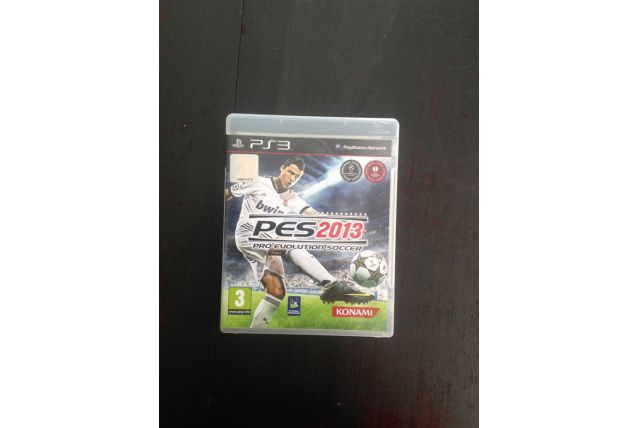 PES 2013 d'occasion pour PlayStation 3