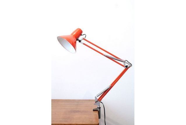 Lampe de bureau en fer orange vintage