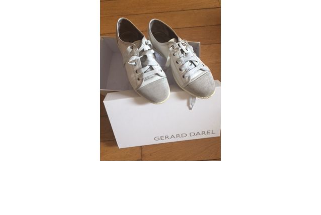 chaussures sport type basket taille 38