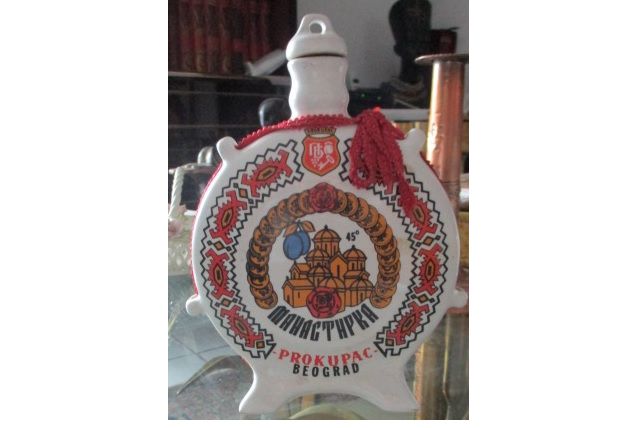 Bouteille de liqueur en céramique marque Prokupac