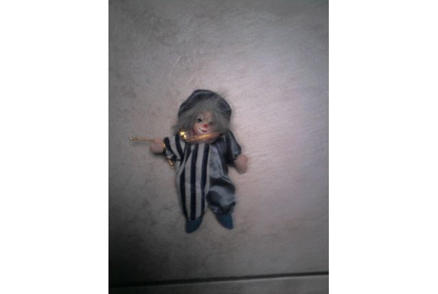 Clown en porcelaine et tissu 