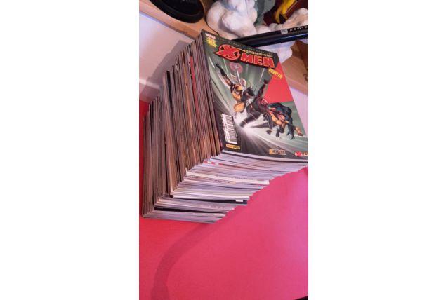 LOT COMPLET REVUE "ASTONISHING X-MEN" PANINI COMICS FRANCE